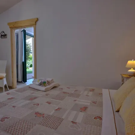 Hotel TENUTE MURALES - Turismo Rurale 3*